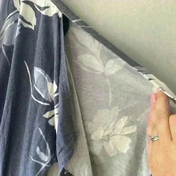 Isabel Maternity Dress S Floral V Neck Maxi Long Womens size Small - Picture 5 of 6